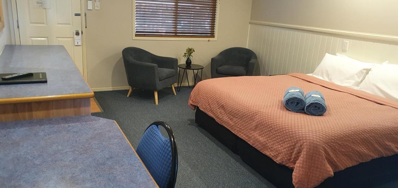 Dirranbandi Motor Inn Zewnętrze zdjęcie